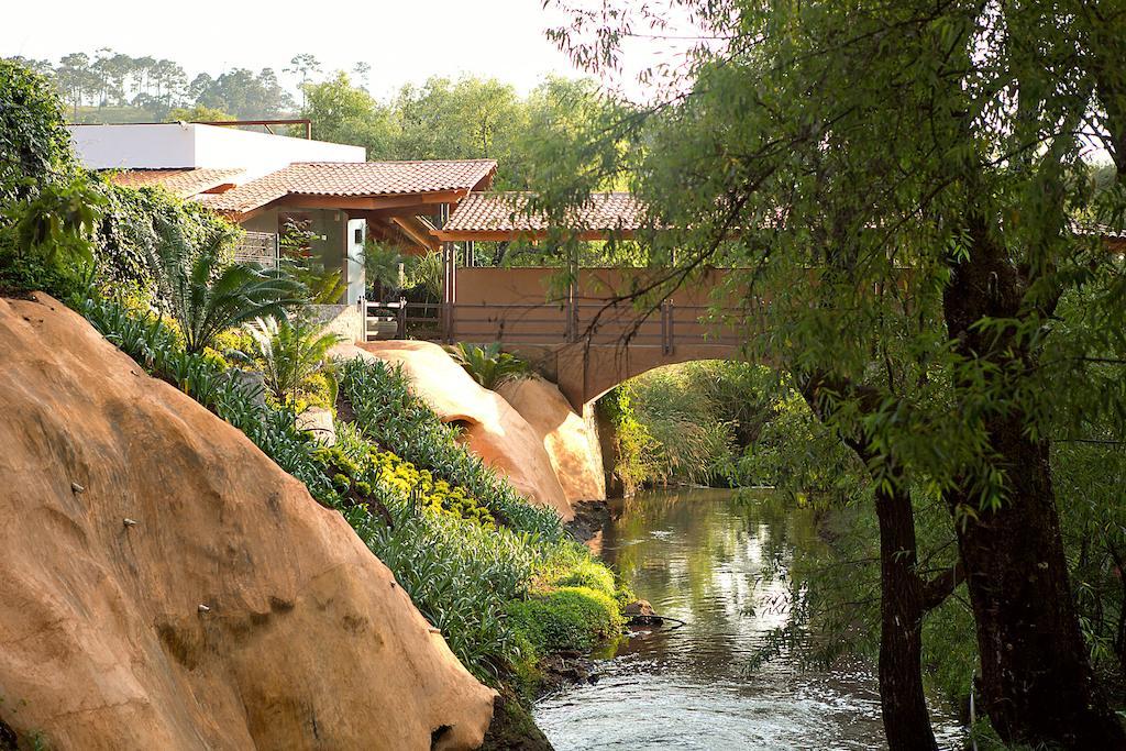 Отель Quinta Sauz Такамбаро-де-Кодальос Экстерьер фото