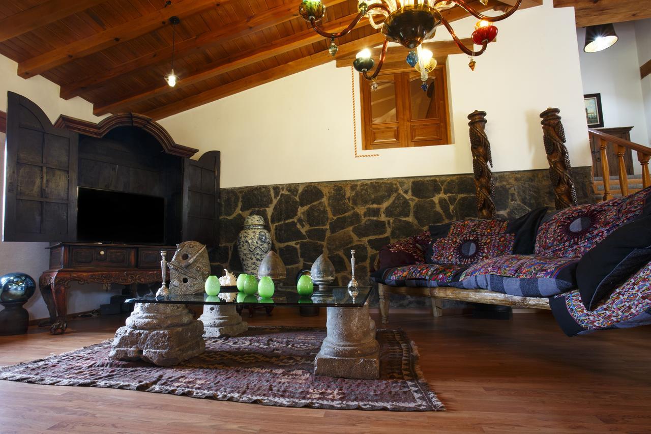 Отель Quinta Sauz Такамбаро-де-Кодальос Экстерьер фото